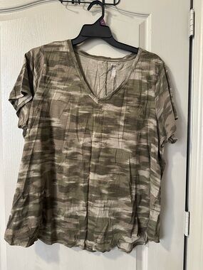 V-Neck Short Sleeve Camo Print Tee Sonoma 2X Soft Casual Spring 100 Cotton